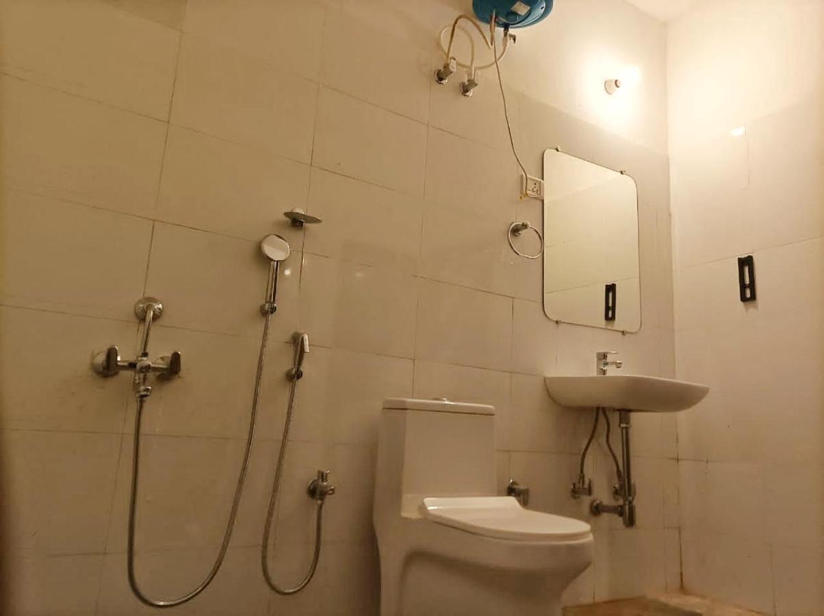 Sadhna Sadan Homestay Panna Madla エクステリア 写真