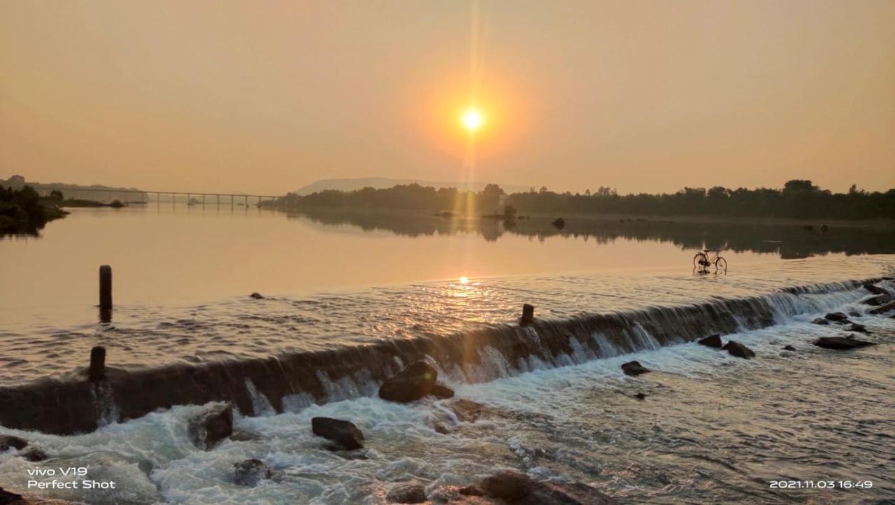 Sadhna Sadan Homestay Panna Madla エクステリア 写真