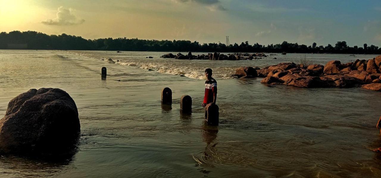 Sadhna Sadan Homestay Panna Madla エクステリア 写真