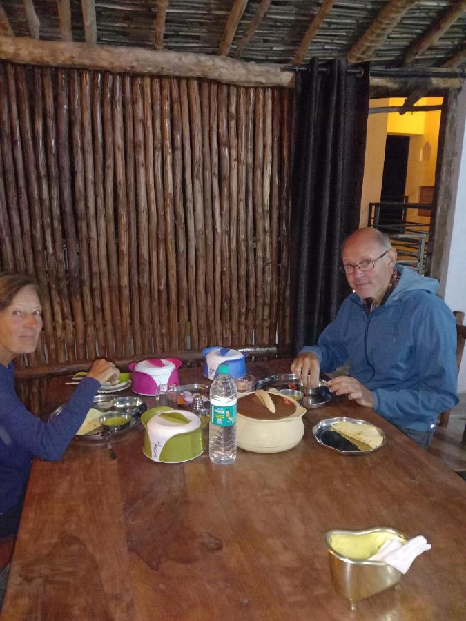 Sadhna Sadan Homestay Panna Madla エクステリア 写真