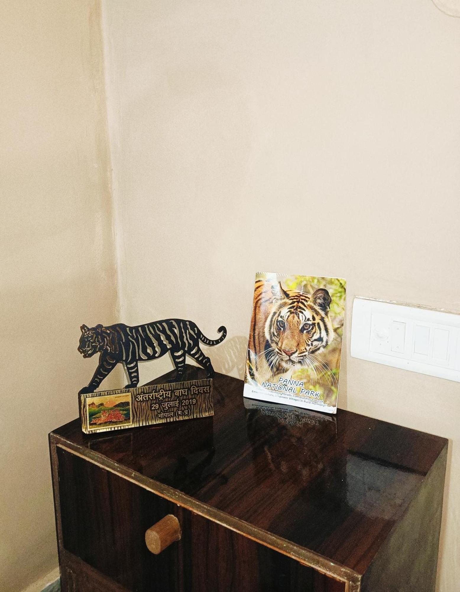 Sadhna Sadan Homestay Panna Madla エクステリア 写真